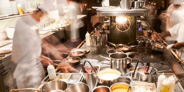 Hôtel 5 étoiles au Qatar recrute des salariés (Restaurant et cuisine)